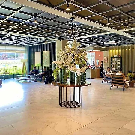 Big Hotel